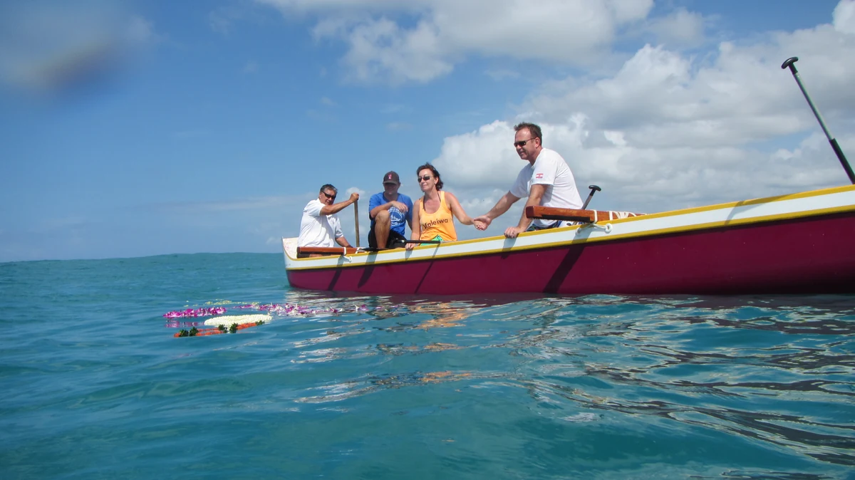 Scattering ashes at sea: ceremonies, rules and ideas