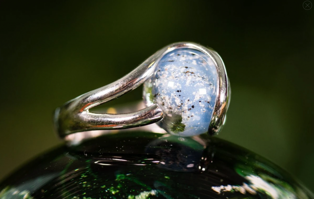 STERLING SILVER RING WITH 12MM OPAQUE GLASS