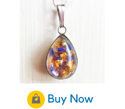 Eternal Teardrop Gold Pendant